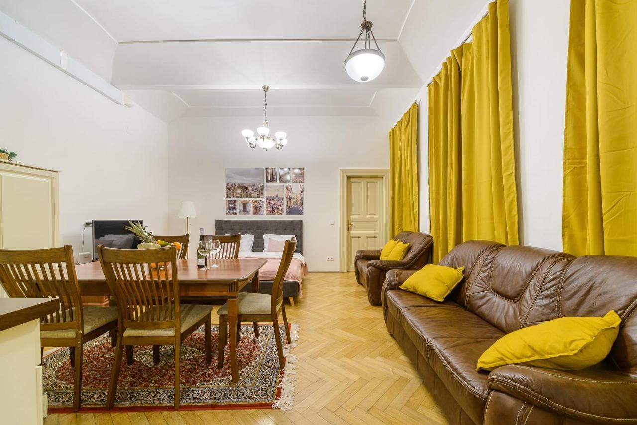 Cozy Apartment Near Stefanikuv Most Prague Luaran gambar