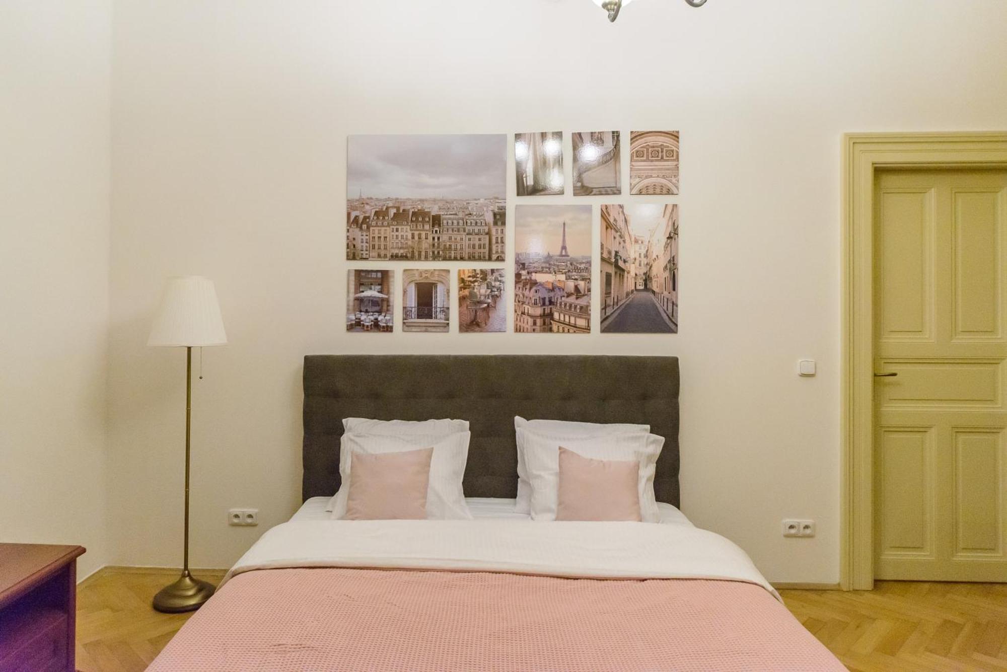 Cozy Apartment Near Stefanikuv Most Prague Luaran gambar