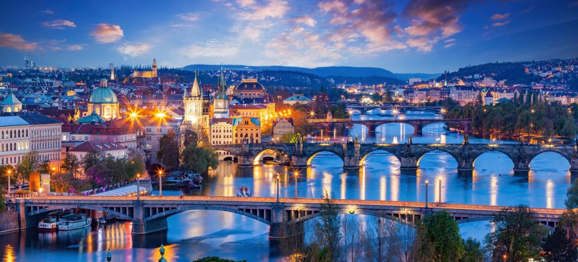 Cozy Apartment Near Stefanikuv Most Prague Luaran gambar