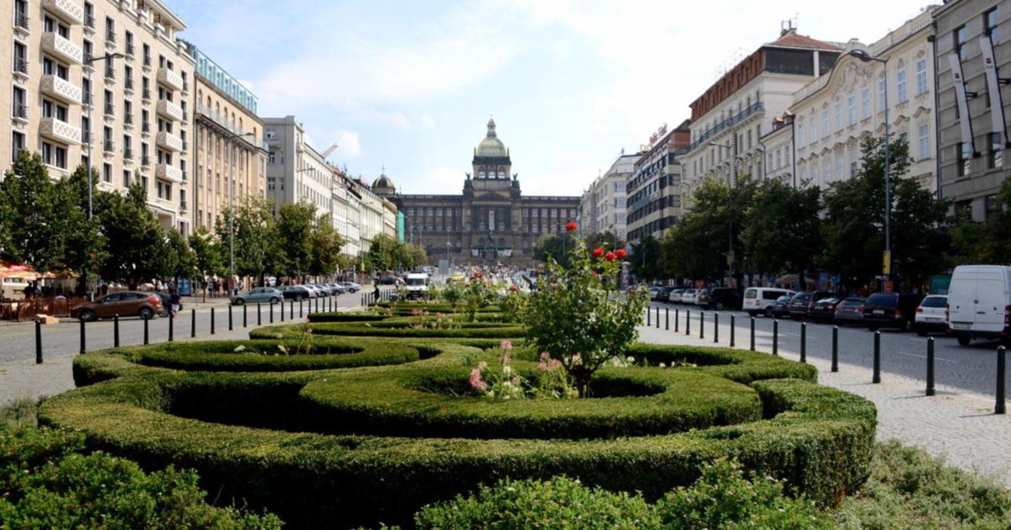 Cozy Apartment Near Stefanikuv Most Prague Luaran gambar